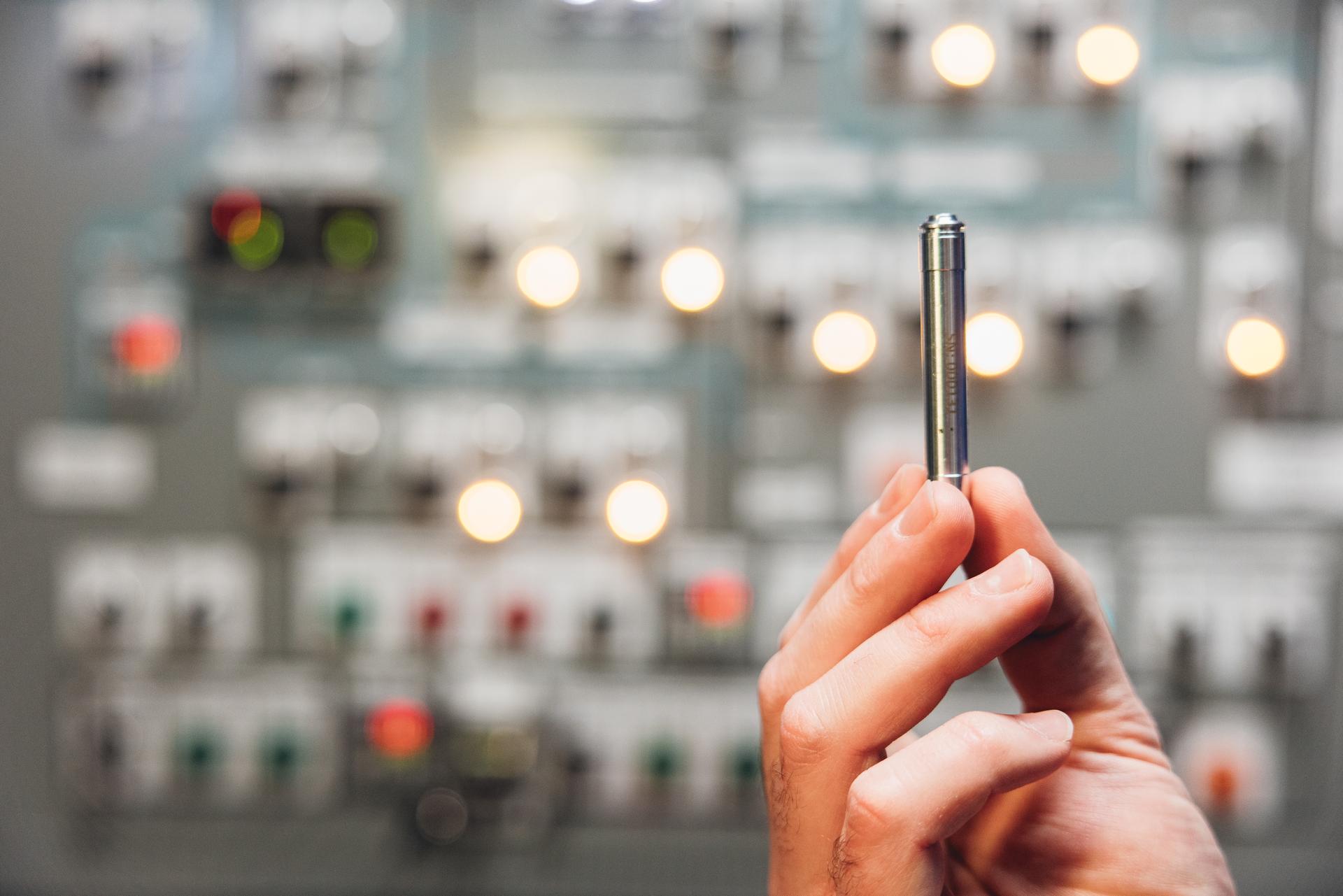 Medical isotope target