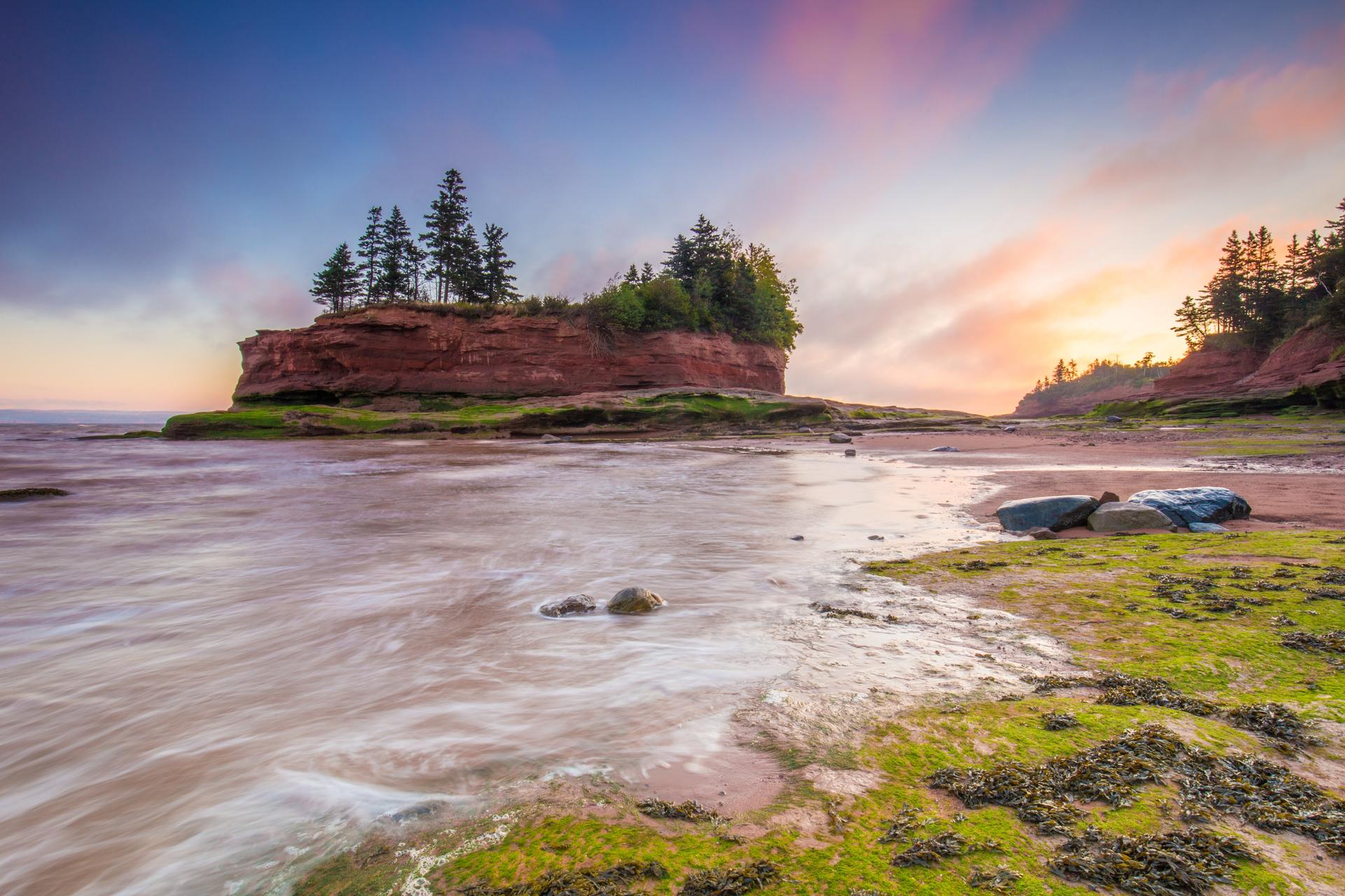 Burntcoat Head Park, Bay of Fundy, where the highest tides in the world are recorde